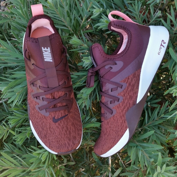 foundation elite tr nike